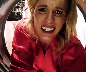 Porra da Minhas madrasta no cú enquanto ela fica presa na secadora - Cory Correr atrás