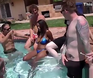 Negras Daya Knight chupa e gargantas fundas múltiplas pilas