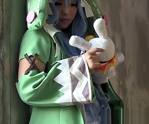 Yummy yoshino tiene tetas diminutas y ama polla