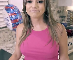 Pretty chick Havana Bleu drops her jeans to be fucked hard