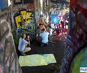 PHILAVISE-Action cam public milf fucking with Alyssa